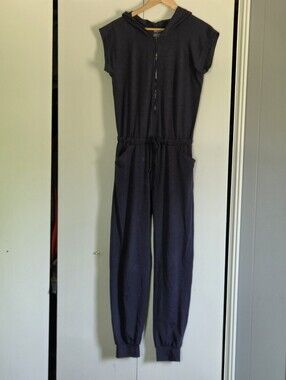 Imbodhi Sleeveless Hooded Navy Jumpsuit with Drawstring Waist